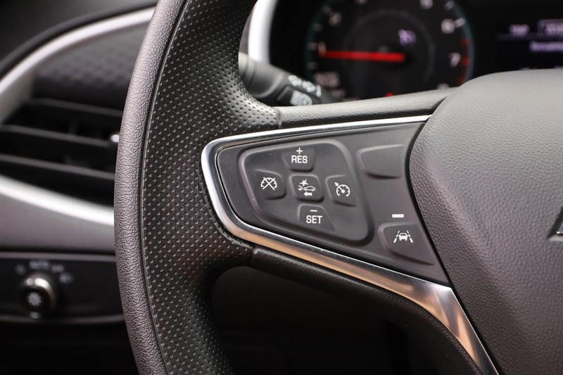 Chevrolet Malibu Vehicle Image 11