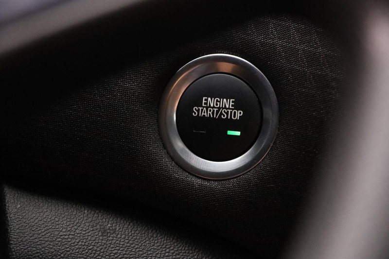 Chevrolet Malibu Vehicle Image 14