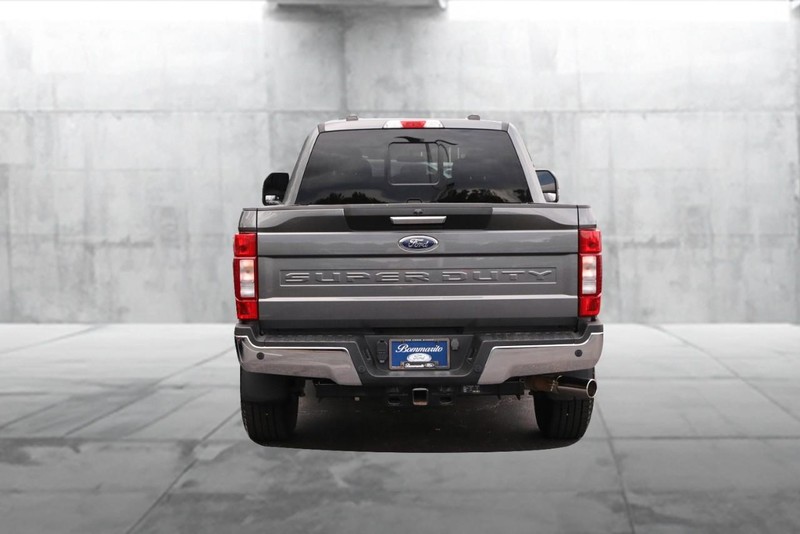 Ford Super Duty F-250 SRW Vehicle Image 06