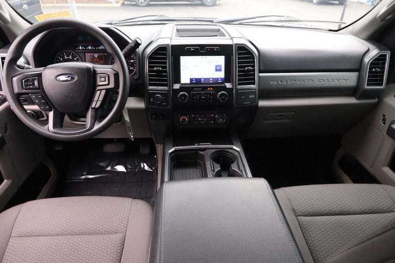 Ford Super Duty F-250 SRW Vehicle Image 19