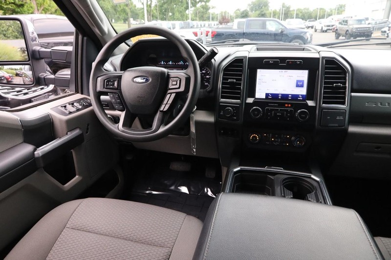Ford Super Duty F-250 SRW Vehicle Image 20