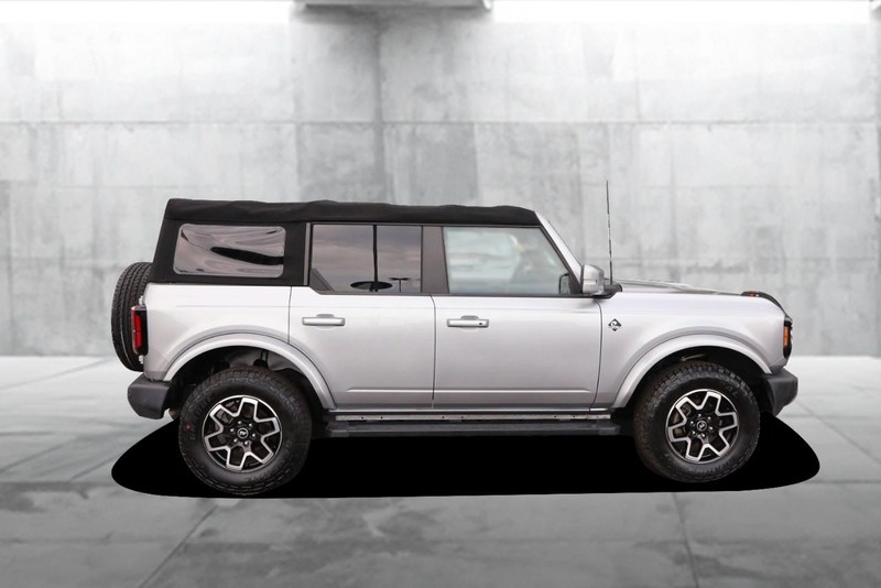 Ford Bronco Vehicle Image 05