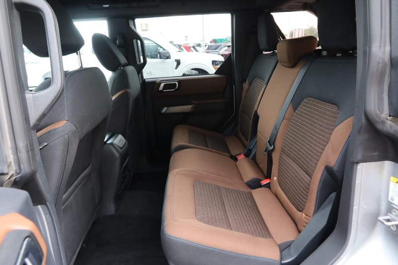 Ford Bronco Vehicle Image 10