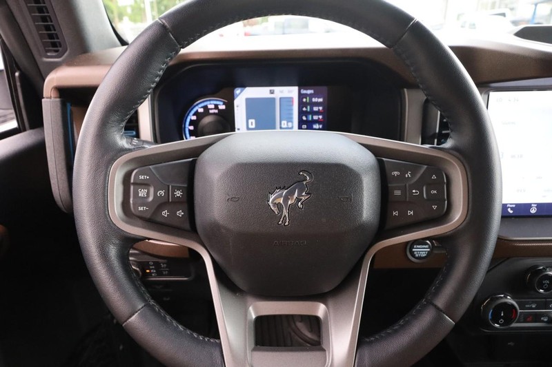Ford Bronco Vehicle Image 11