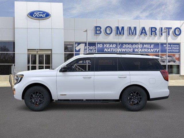 Ford Expedition Vehicle Full-screen Gallery Image 3