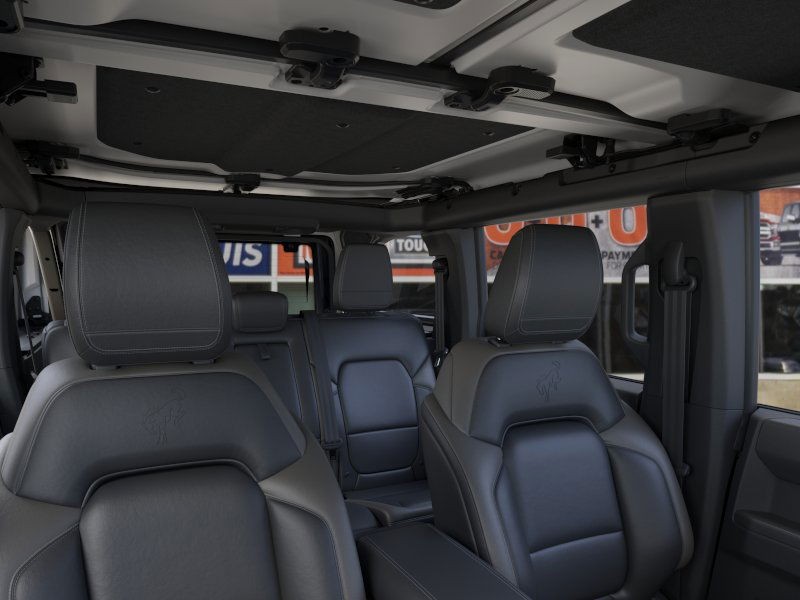 Ford Bronco Vehicle Image 12