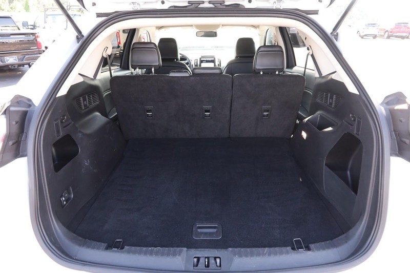 Ford Edge Vehicle Image 06