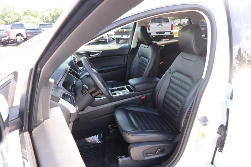Ford Edge Vehicle Image 07