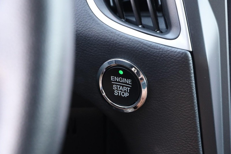 Ford Edge Vehicle Image 13