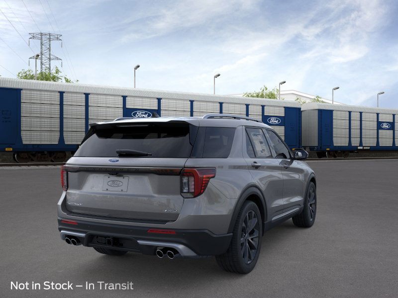 Ford Explorer Vehicle Image 08