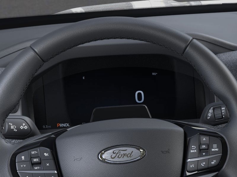 Ford Explorer Vehicle Image 13