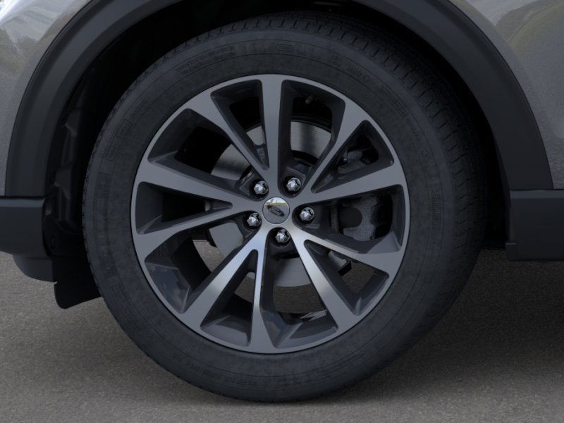 Ford Explorer Vehicle Image 19