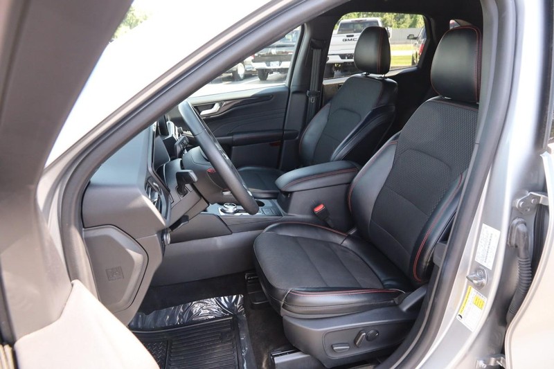 Ford Escape Vehicle Image 09