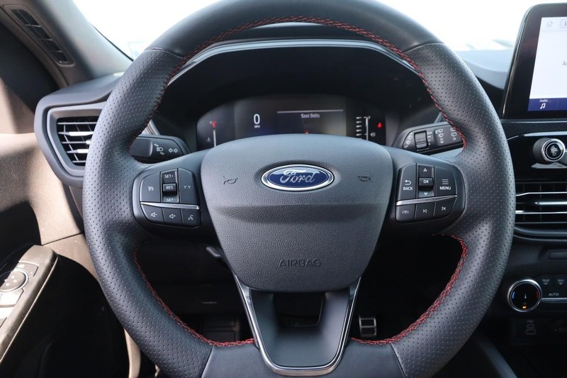 Ford Escape Vehicle Image 11