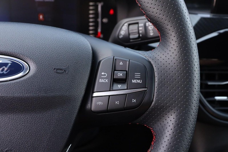 Ford Escape Vehicle Image 13