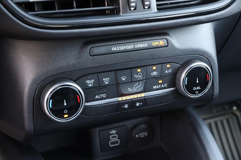 Ford Escape Vehicle Image 18