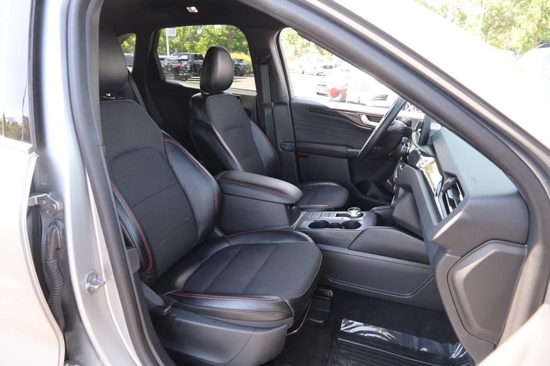 Ford Escape Vehicle Image 26