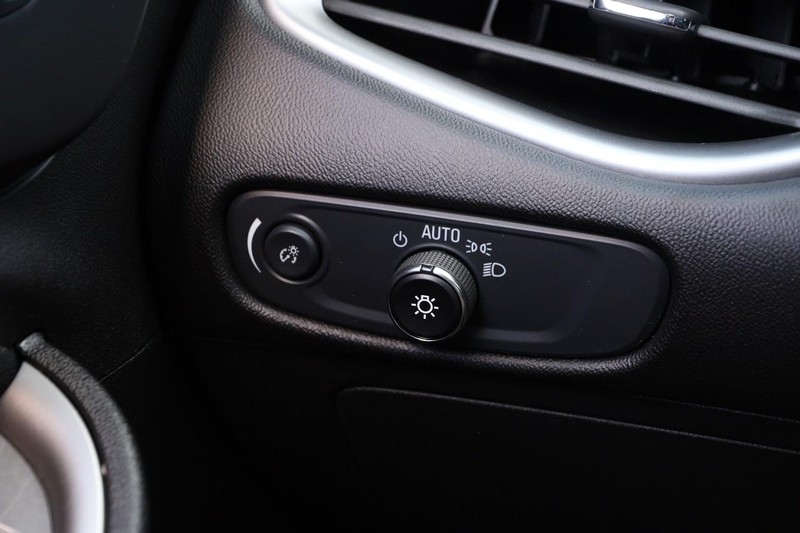 Chevrolet Malibu Vehicle Image 19