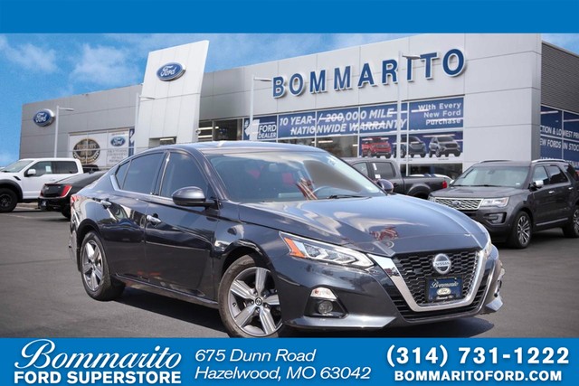 2019 Nissan Altima 2.5 SV at Bommarito Ford in Hazelwood MO