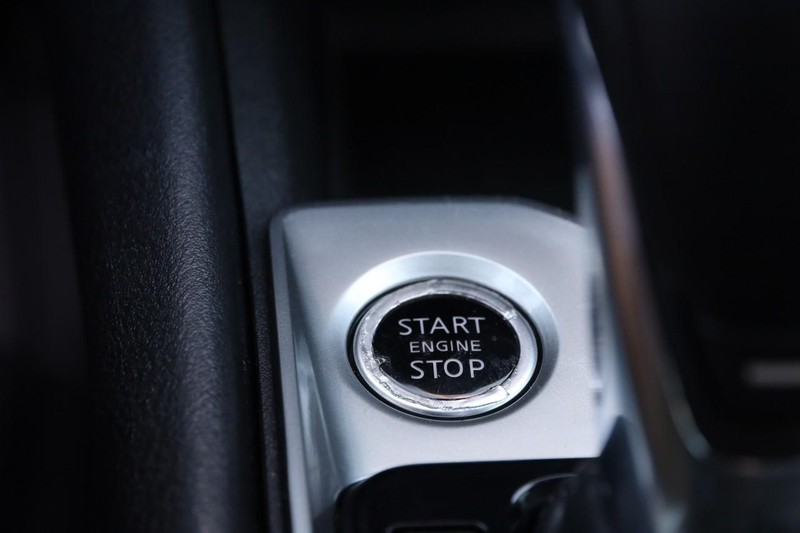 Nissan Altima Vehicle Image 15