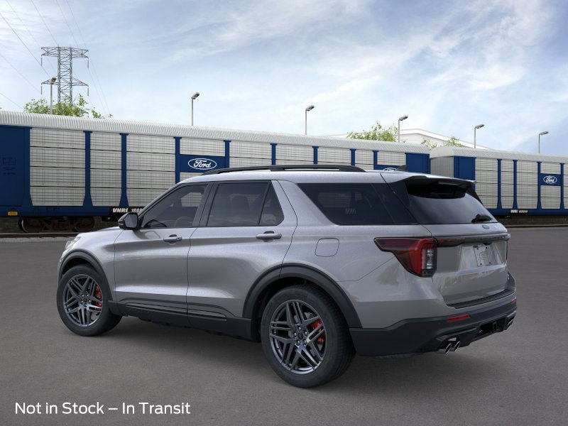 Ford Explorer Vehicle Image 04
