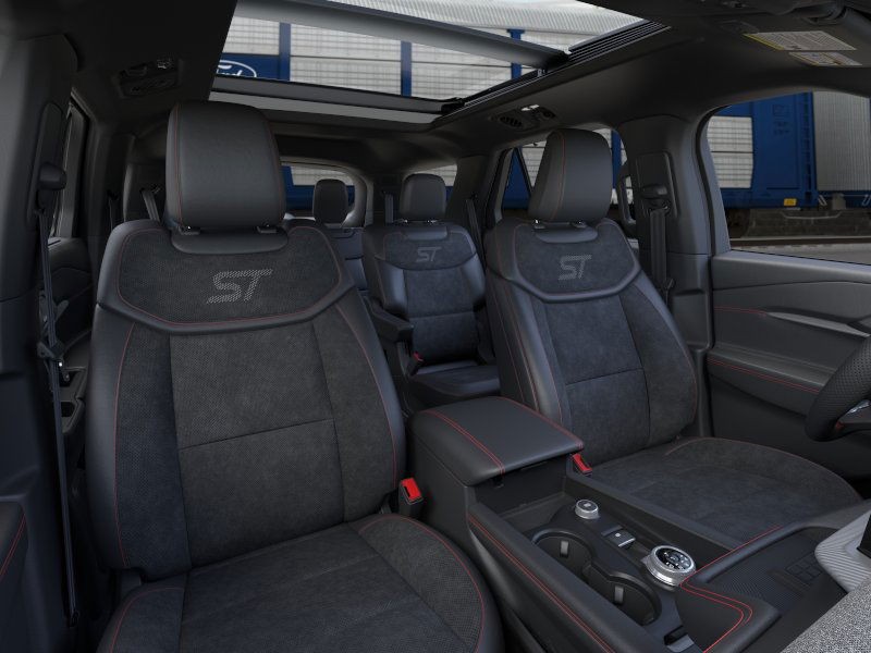 Ford Explorer Vehicle Image 10