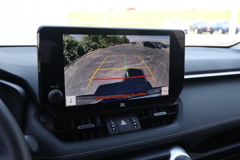 Toyota RAV4 Hybrid Vehicle Image 18