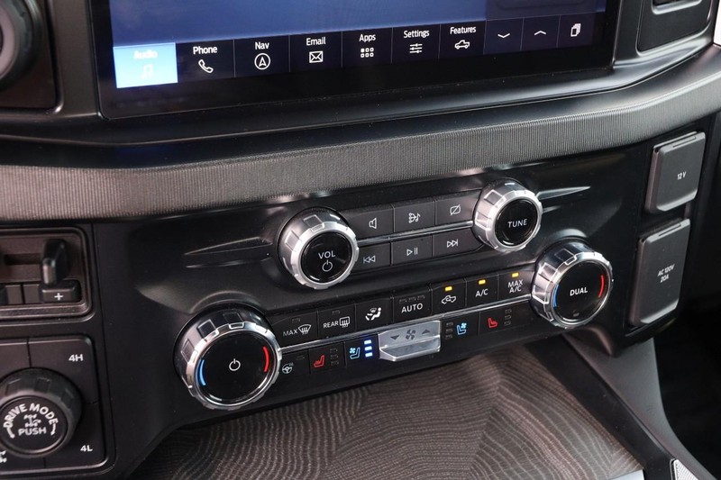 Ford Super Duty F-350 SRW Vehicle Image 19