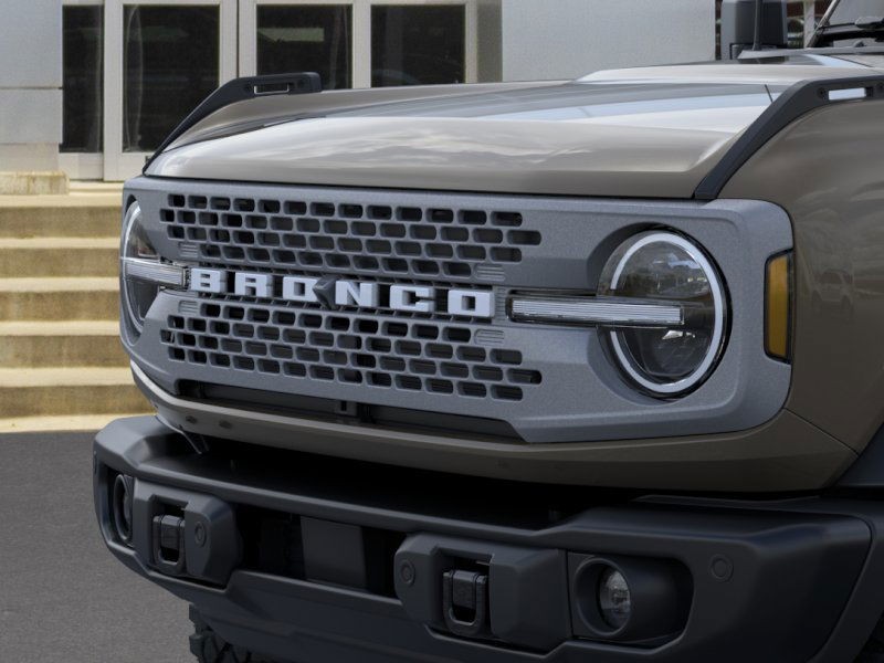 Ford Bronco Vehicle Image 19