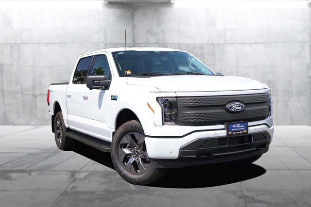 Used 2025 Ford F-150 Lightning Flash with VIN 1FT6W3LU3SWG11469 for sale in Hazelwood, MO