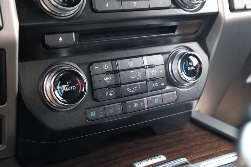 Ford F-150 Vehicle Image 14