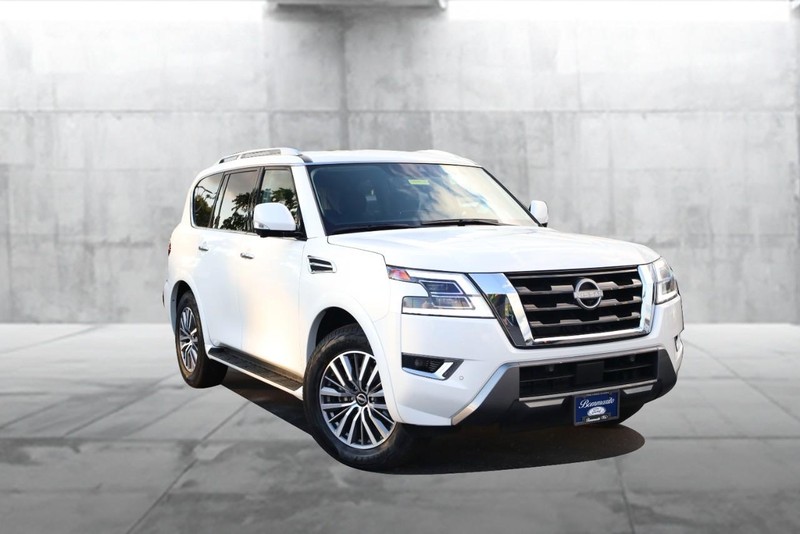 Nissan Armada Vehicle Image 02