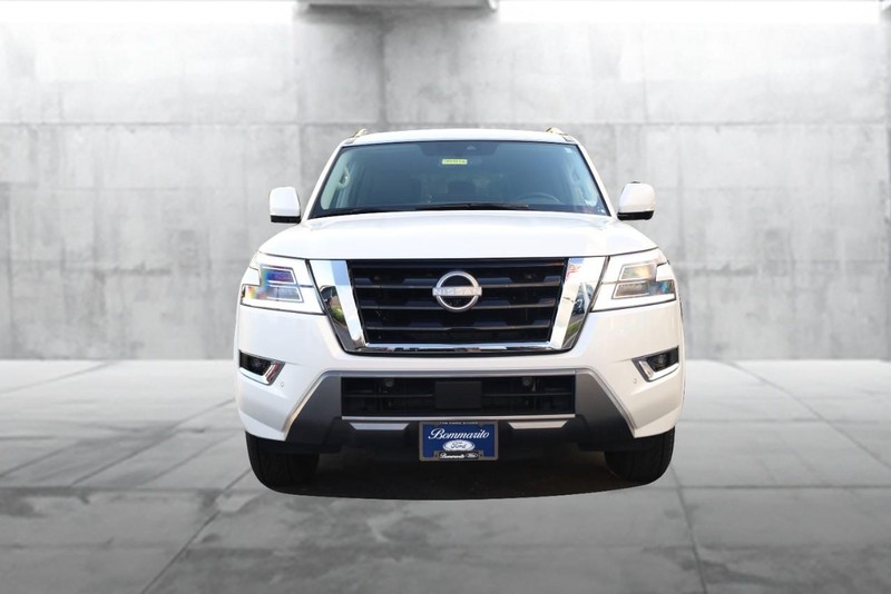 Nissan Armada Vehicle Image 04