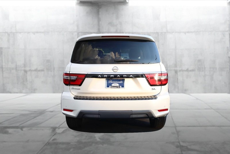 Nissan Armada Vehicle Image 06