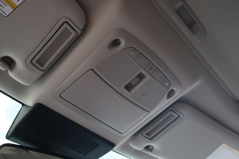 Nissan Armada Vehicle Image 20