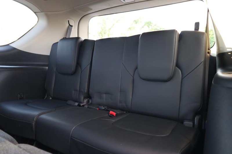 Nissan Armada Vehicle Image 29