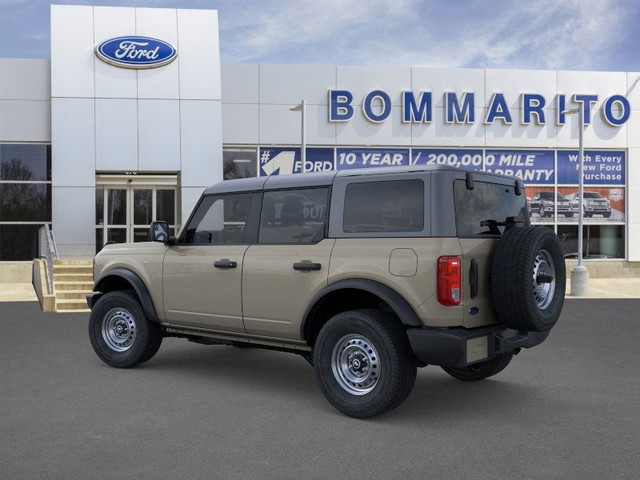 Ford Bronco Vehicle Image 04