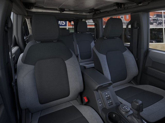 Ford Bronco Vehicle Image 10