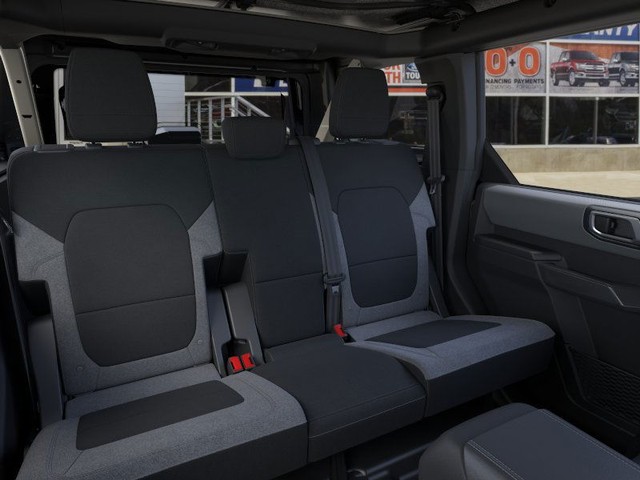 Ford Bronco Vehicle Image 11