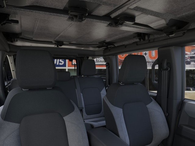 Ford Bronco Vehicle Image 12