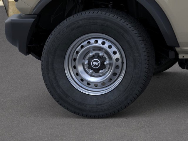 Ford Bronco Vehicle Image 21
