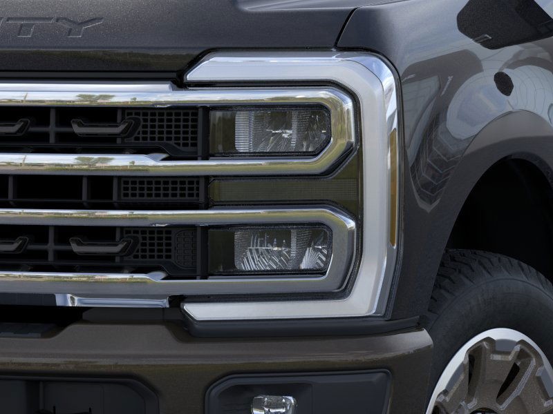 Ford Super Duty F-250 SRW Vehicle Image 18