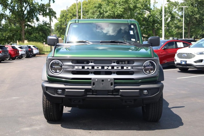 Ford Bronco Vehicle Image 04