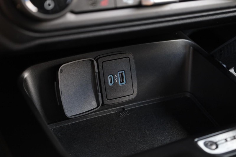 Ford Bronco Vehicle Image 15