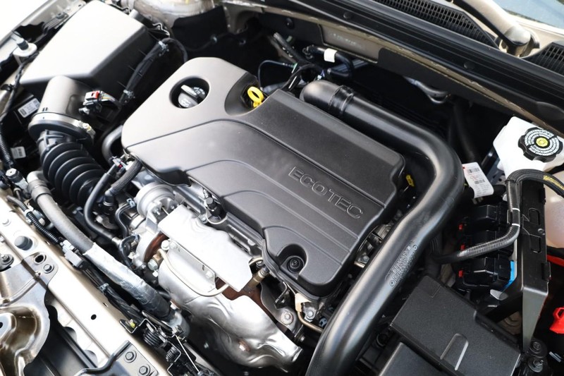 Chevrolet Malibu Vehicle Image 23