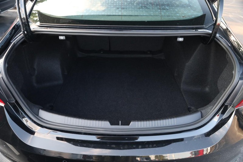 Chevrolet Malibu Vehicle Image 07