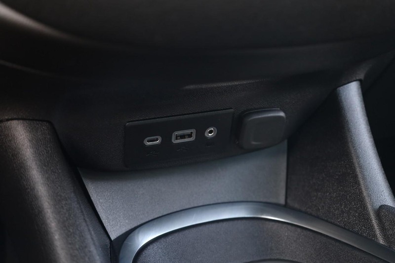 Chevrolet Malibu Vehicle Image 14