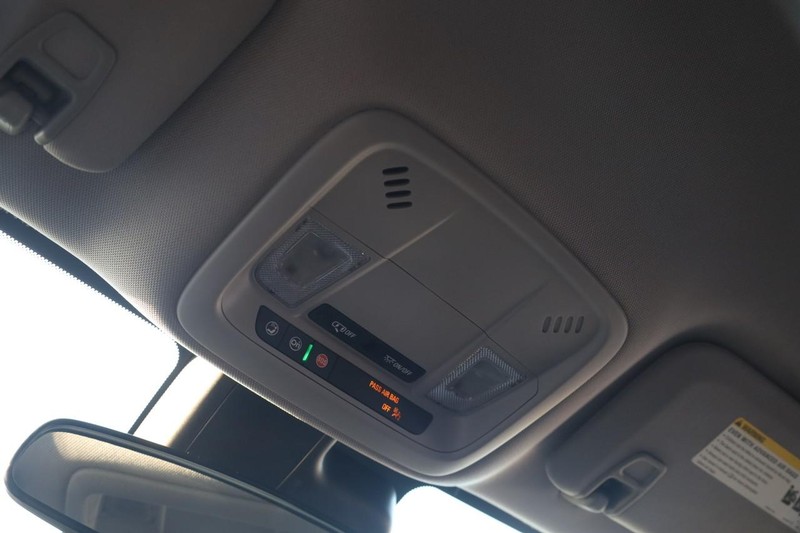 Chevrolet Malibu Vehicle Image 16