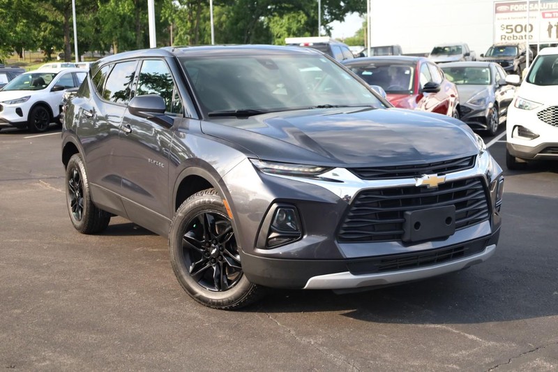 Chevrolet Blazer Vehicle Image 02