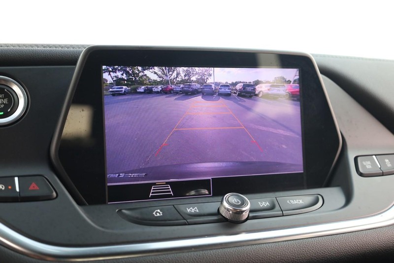 Chevrolet Blazer Vehicle Image 12